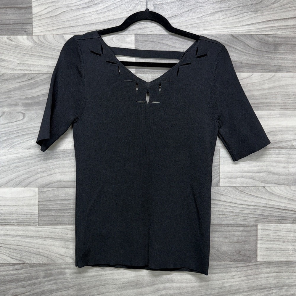 Chico's Blouse Small/ 0 Black Short Sleeve Slim Fit Stretch Cut Out V-Neck Top